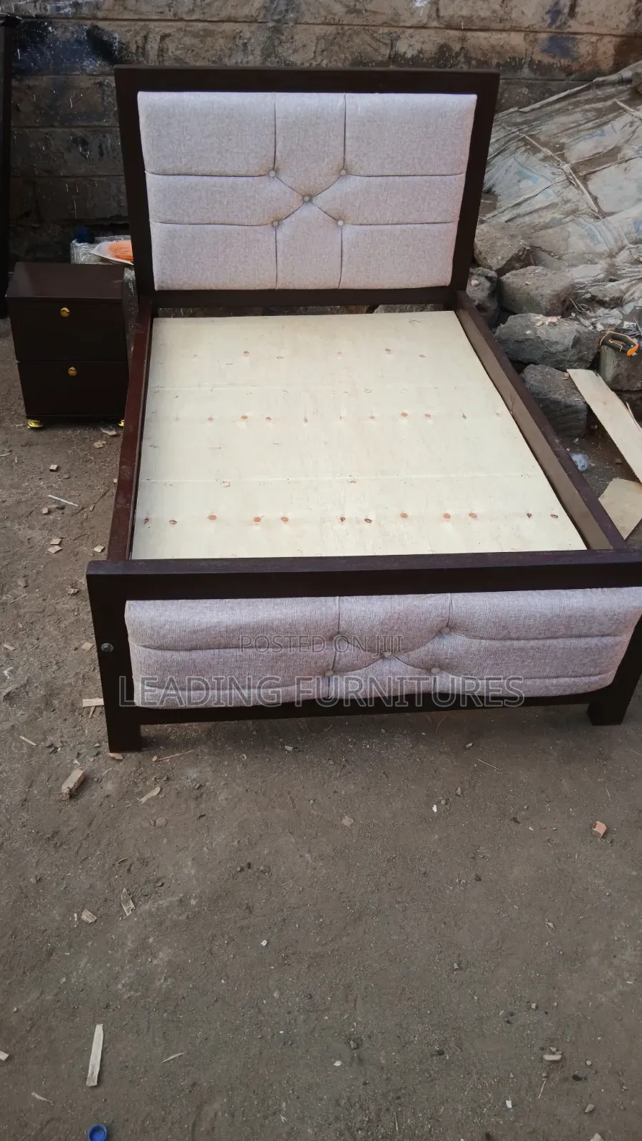 5x6 Mocket With Cream Headboard and Footboard