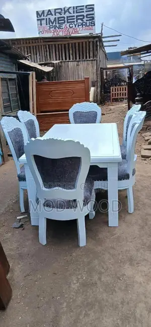 6 Seater Antique Dining Table