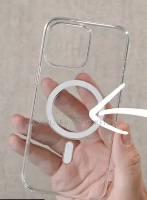 iPhone 15 Pro Clear Magnetic Phone Case