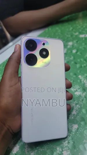 Tecno Spark 10 Pro 128 GB White
