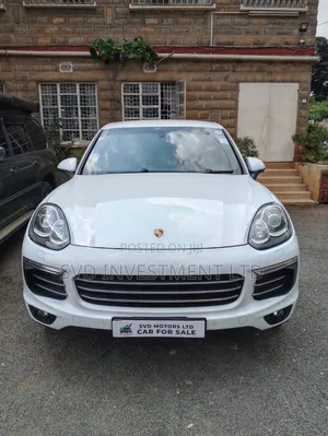Porsche Cayenne 2018 White