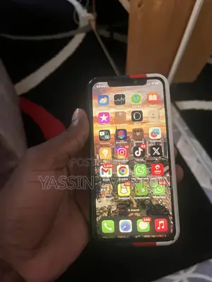 Apple iPhone X 64 GB Black