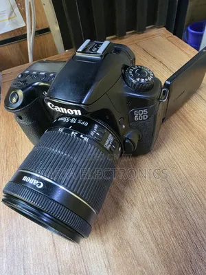 Canon Eos 60d With 18-55mm Kit Lens,