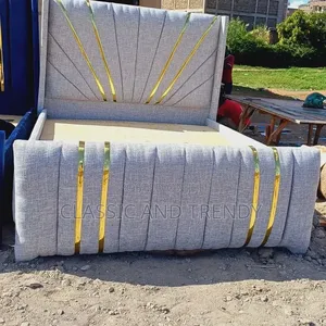 5x6 Chester Bed