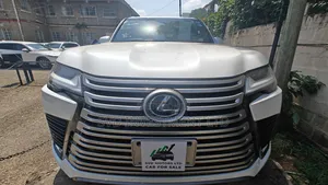 Lexus LX 600 2022 White