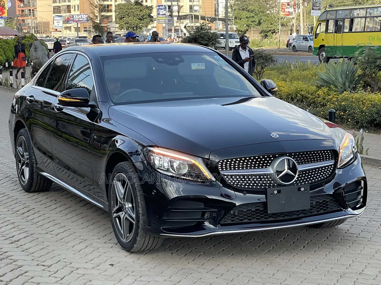 Mercedes-Benz C200 2019 Black