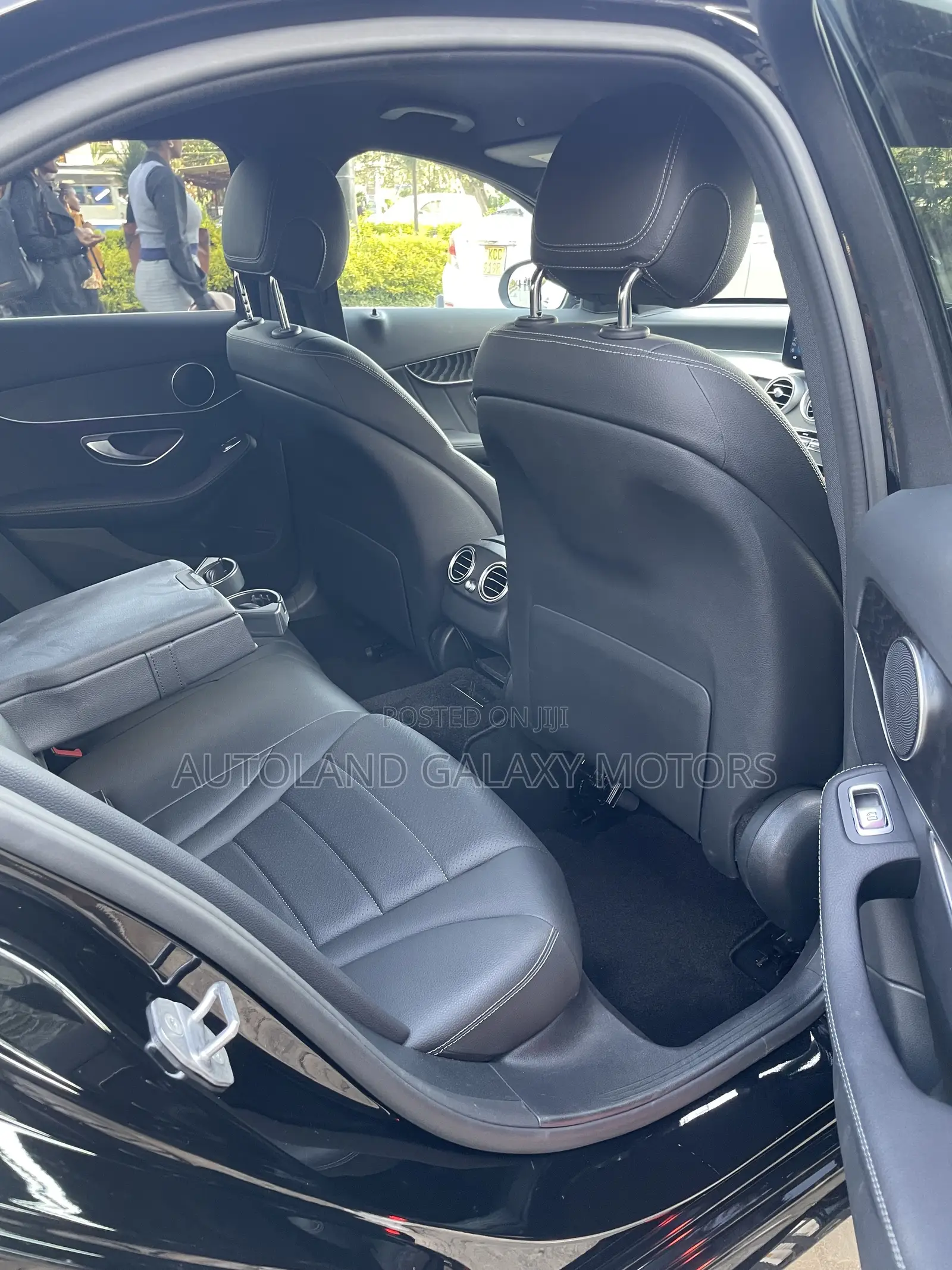 Mercedes-Benz C200 2019 Black