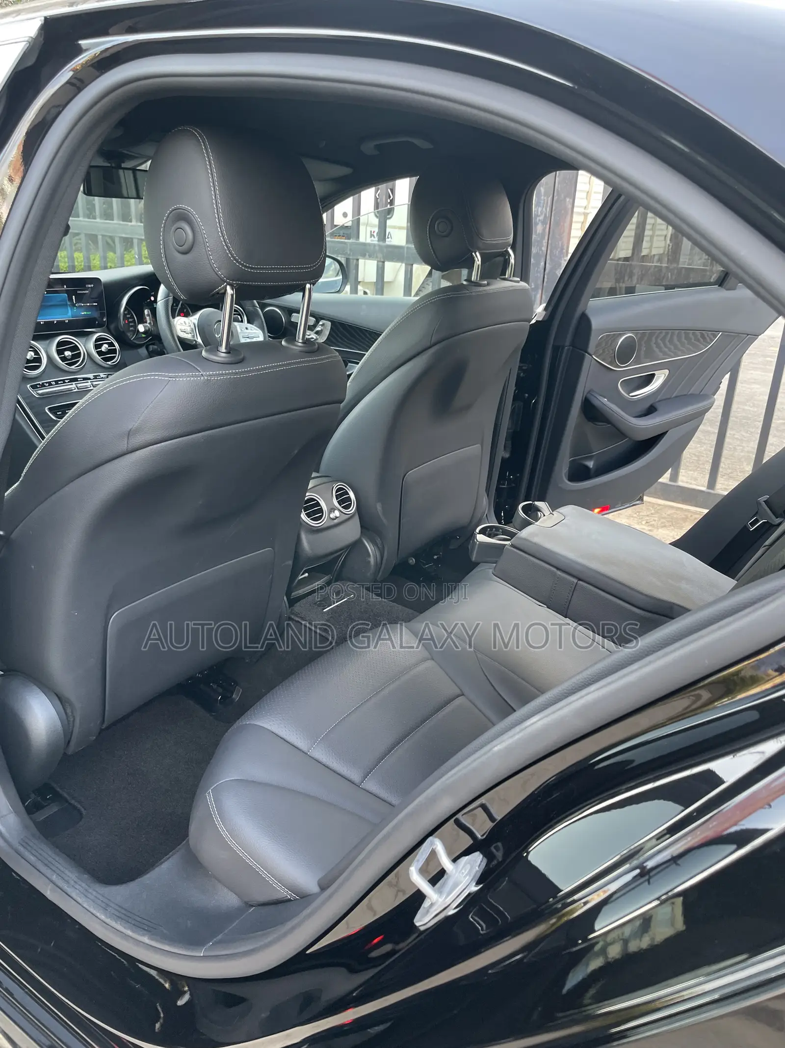 Mercedes-Benz C200 2019 Black