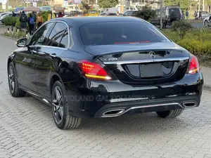 Mercedes-Benz C200 2019 Black