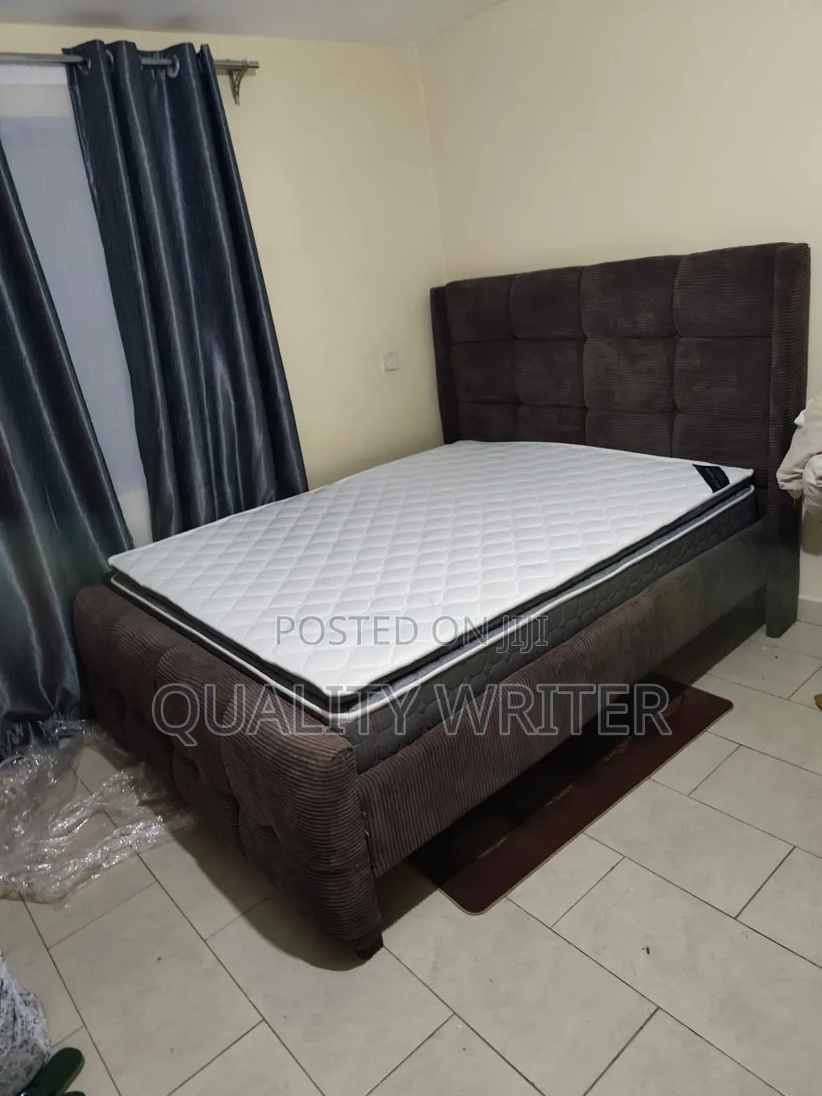 Chester Bed