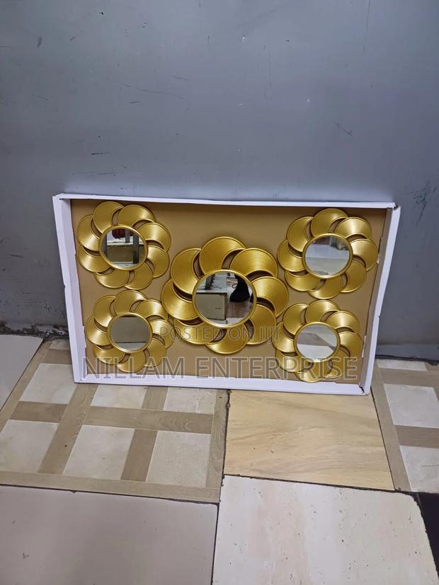 5 in 1 Decorative Mirror Set - main view