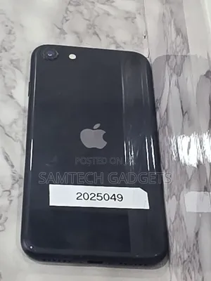 Apple iPhone SE (2020) 64 GB Black