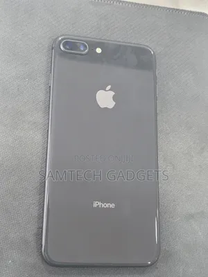 Apple iPhone 8 Plus 64 GB Black