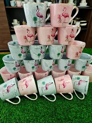 High-Quality Gold Rimmed Ceramic Tea/ Coffee Mugs - 6 Set
