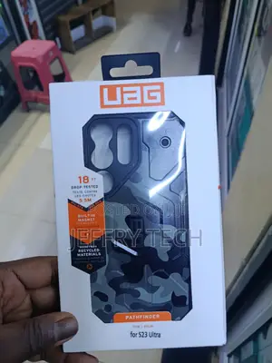 Urban Armor Gear (Uag) Pathfinder Sefor the Samsung Galaxy S23 Ultra.