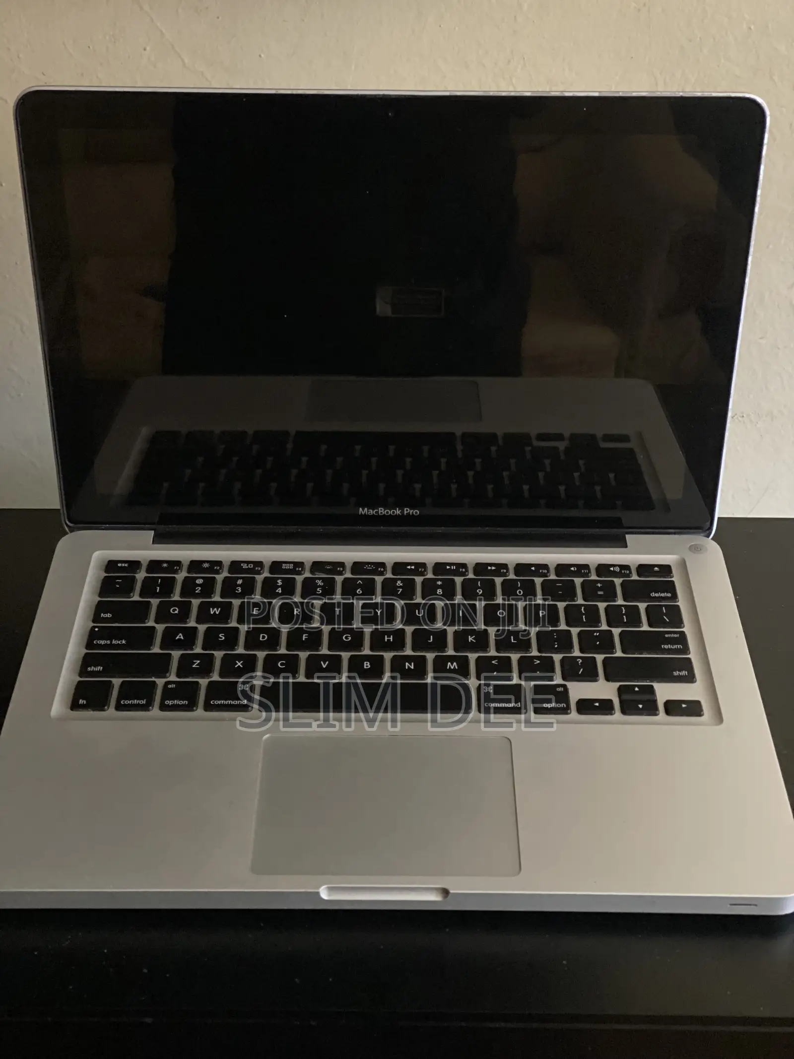Laptop Apple MacBook Pro 8GB Intel Core 7 HDD 500GB