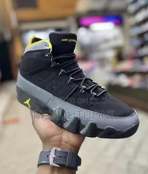 Size 40-45 High Top Jordan 9 Retro