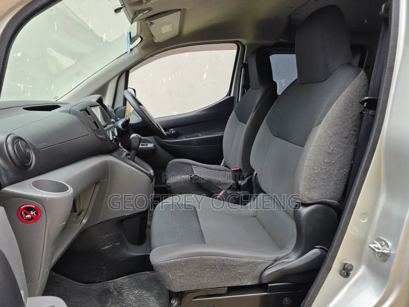Nissan Caravan 2019 Silver