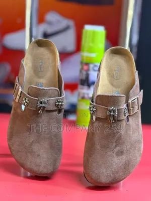 Quality Casual Leather Sued Designer Chrome Crogs Available