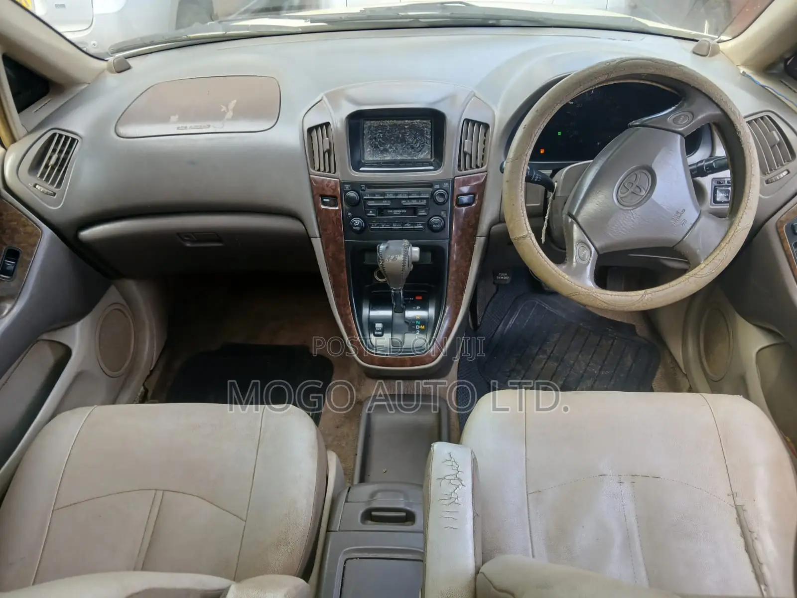 Toyota Harrier 2000 White