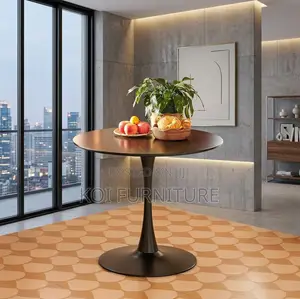 Coffee Table; Round Marble Breetewe Coffee Table