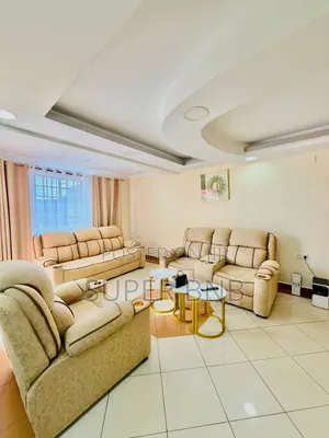 Airbnb 5 Bedrooms Own Compound Partying Ruracio