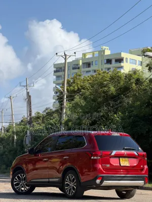 Mitsubishi Outlander 2017 Red
