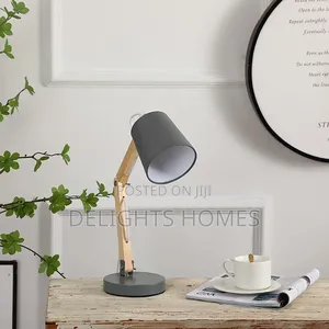 Adjustable Wooden Desk Lamp_ex