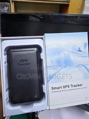 P11 Real Time GPS Tracker With 20000mah Long Battery
