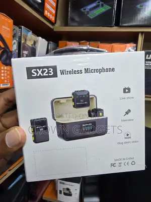 Sx23 Wireless Microphone With Charging Case for iPhone Android