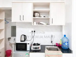 Annie's Studio BNB Near Westside Mall
