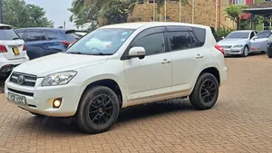 Toyota RAV4 2011 White