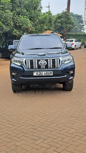 Toyota Land Cruiser Prado 2018 Black