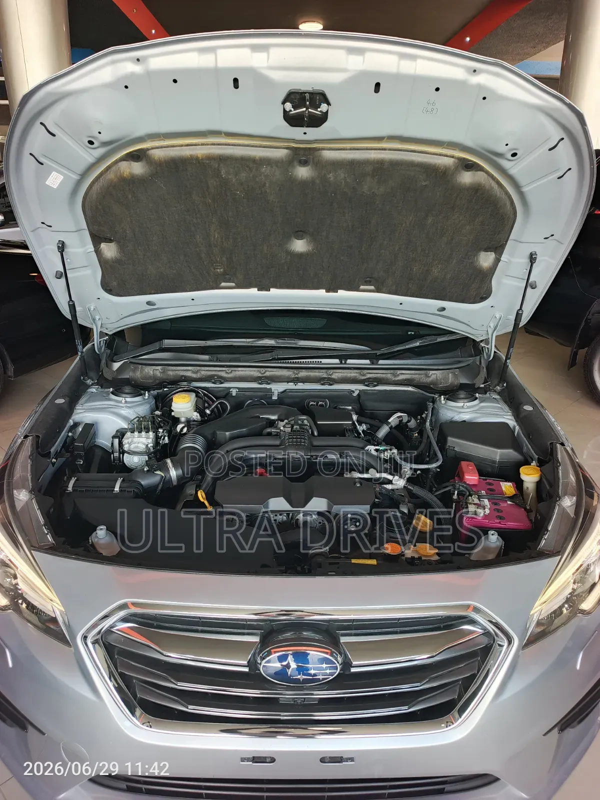 Subaru Legacy 2019 Silver