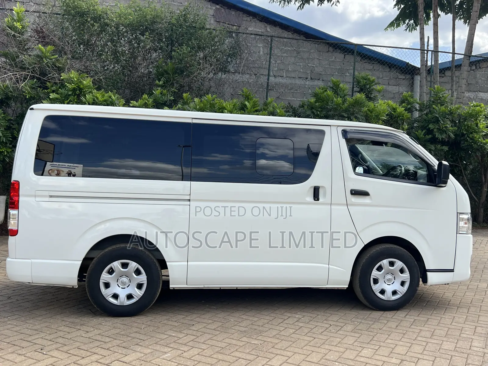 Toyota HiAce 2020 White