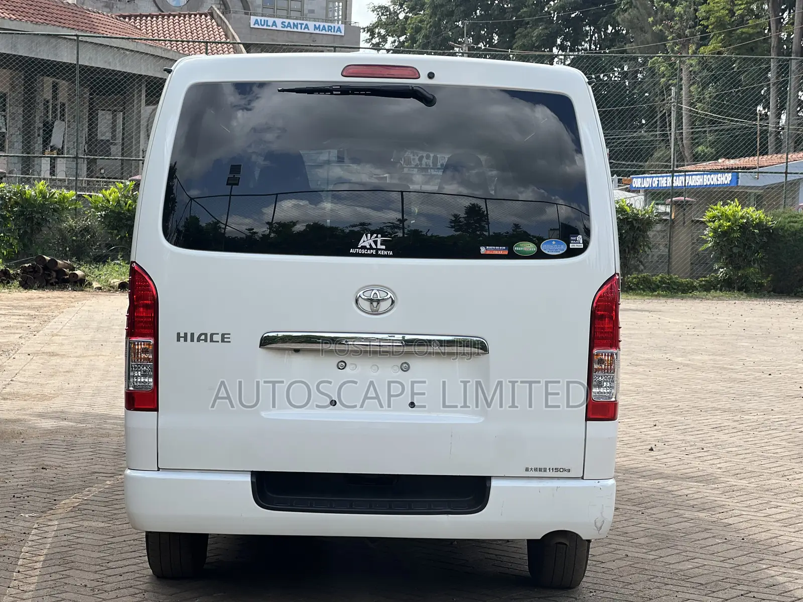 Toyota HiAce 2020 White
