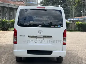 Toyota HiAce 2020 White