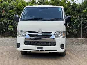 Toyota HiAce 2020 White