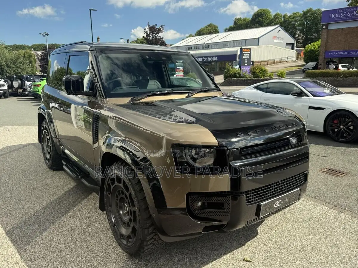 Land Rover Defender 2024 Brown