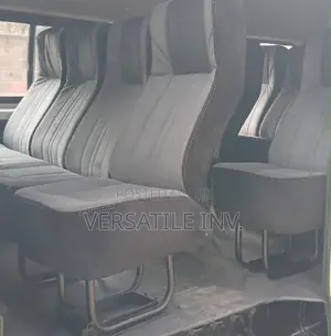 Toyota HiAce 2019 White