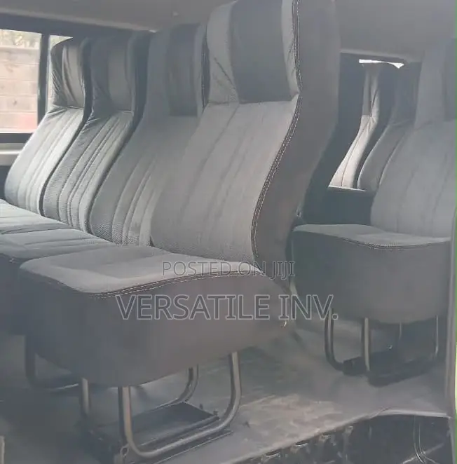 Toyota HiAce 2019 White