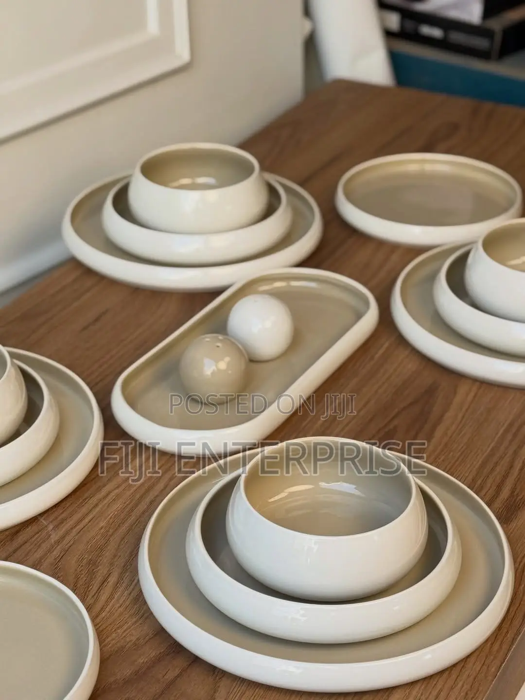 27-Piece European Double Glaze Porcelain Dinner Set