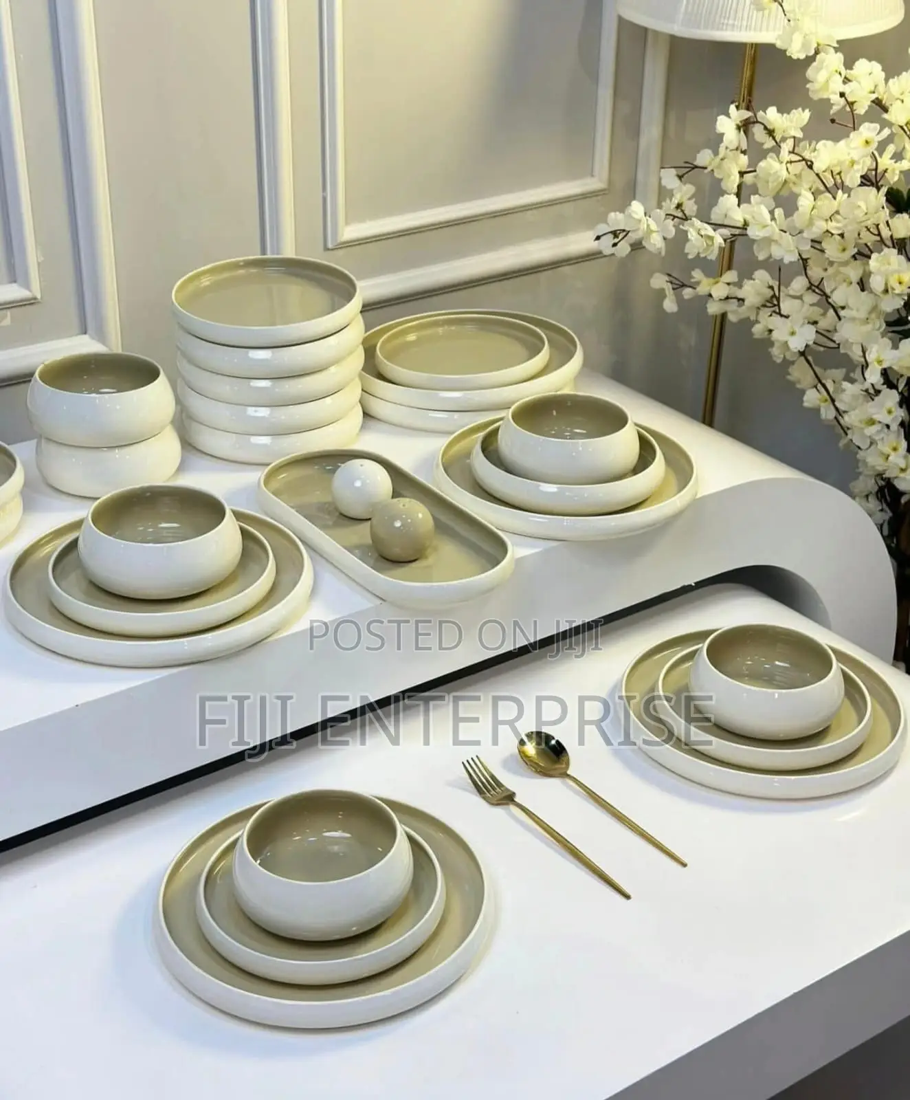 27-Piece European Double Glaze Porcelain Dinner Set