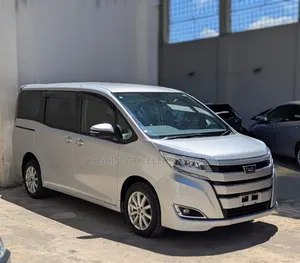 Toyota Noah 2020 Silver