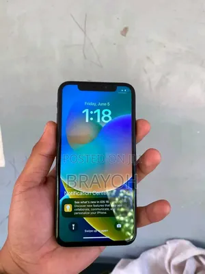 Apple iPhone X 64 GB Black