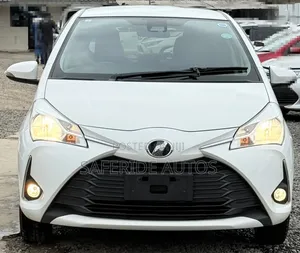 Toyota Vitz 2019 Pearl