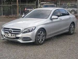Mercedes-Benz C180 2016 Silver