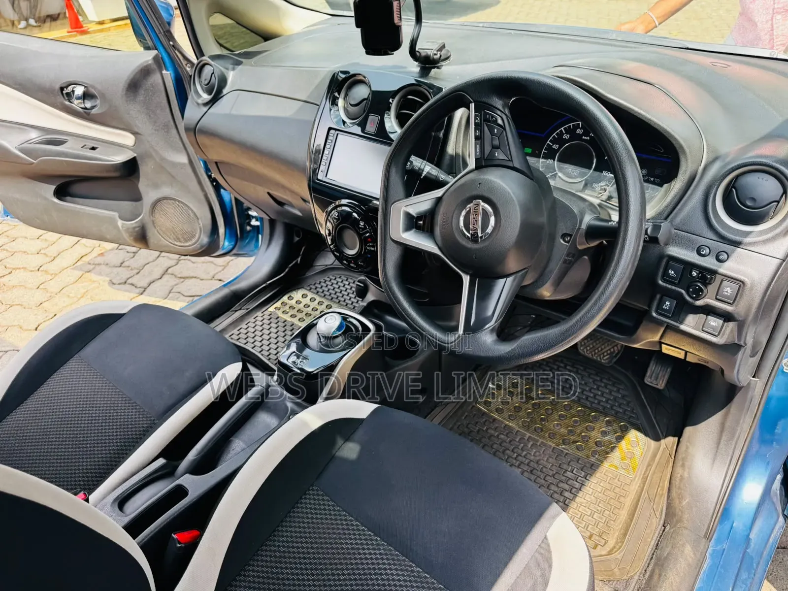 Nissan Note 2017 Blue