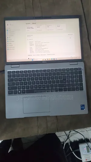 Laptop Dell Precision 3571 16GB Intel Core i7 SSD 1T