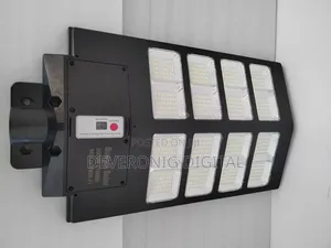 *2000w Solar Street Light + Pole